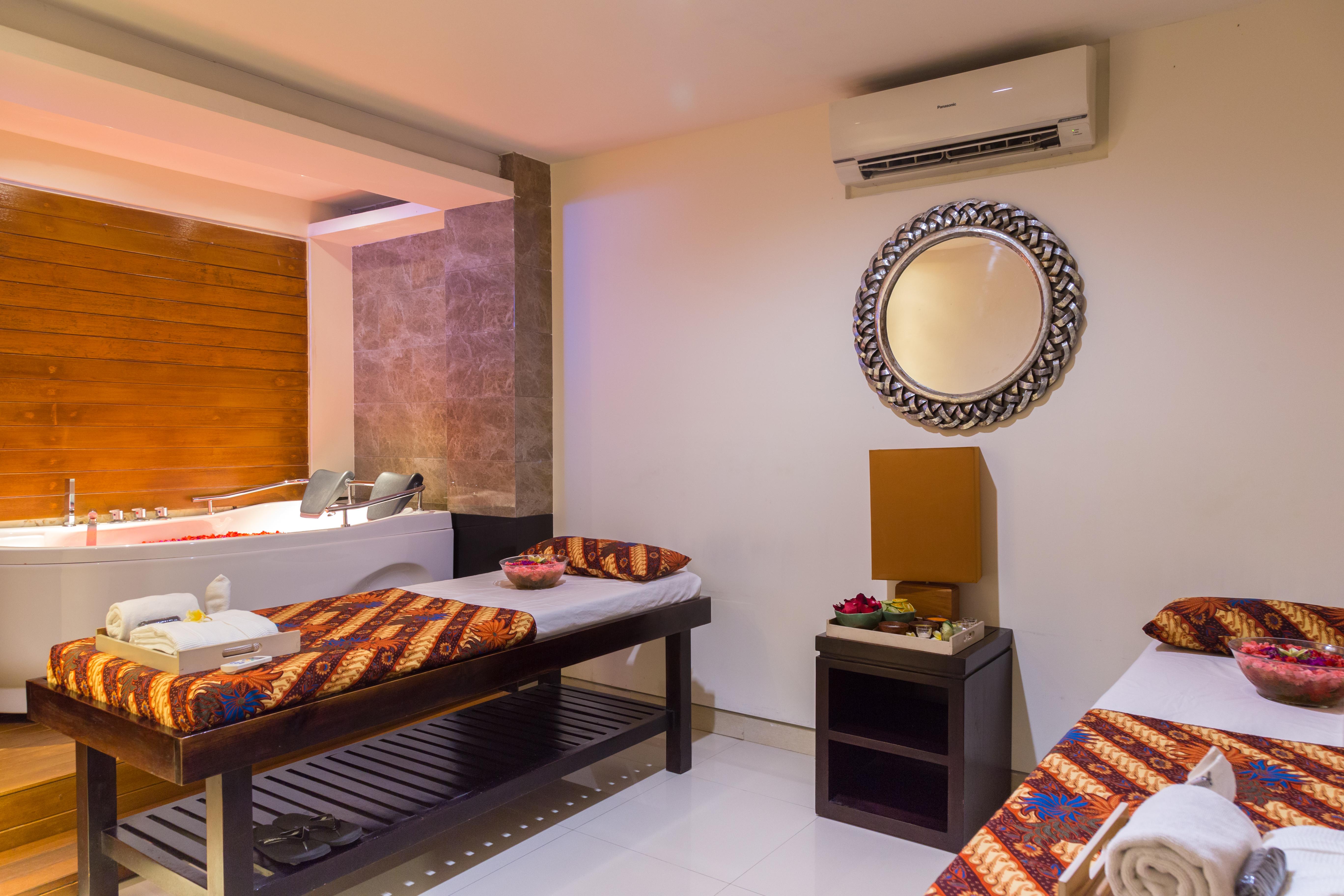 The Light Exclusive Villas And Spa - Chse Certified Seminyak Dış mekan fotoğraf
